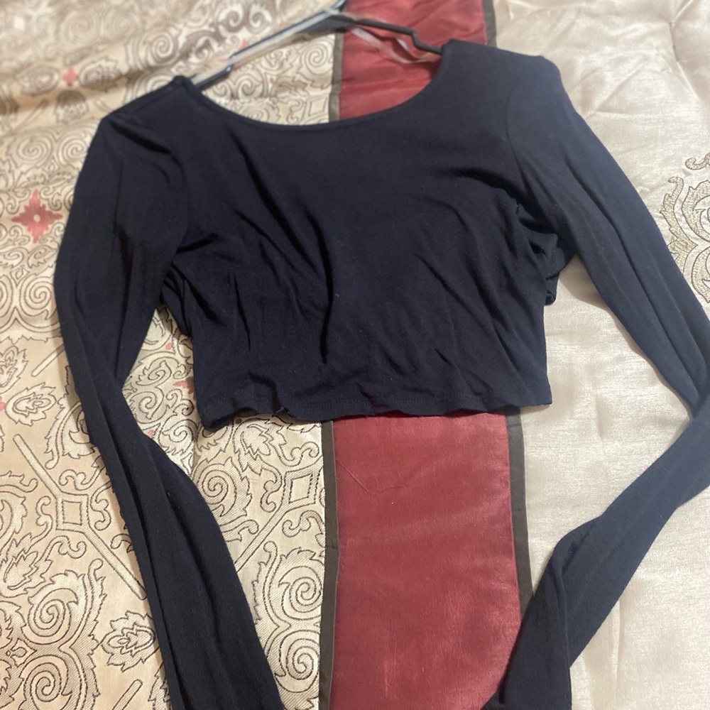 Black shirt